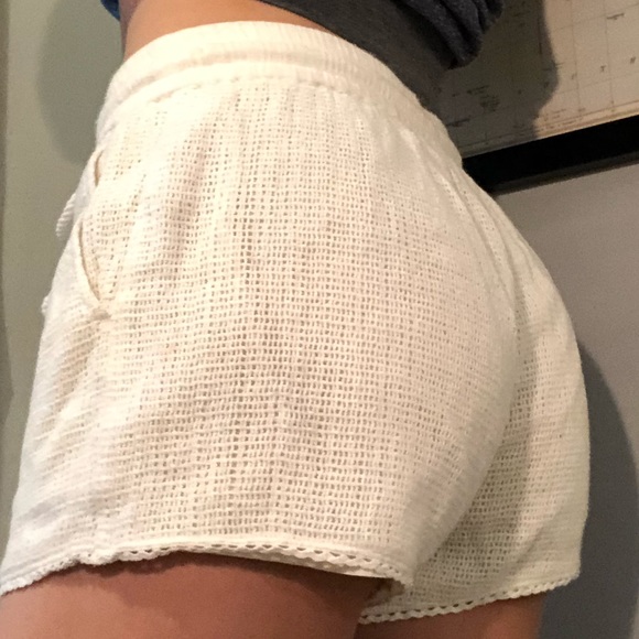 AERIE crochet knit shorts - Picture 2 of 3